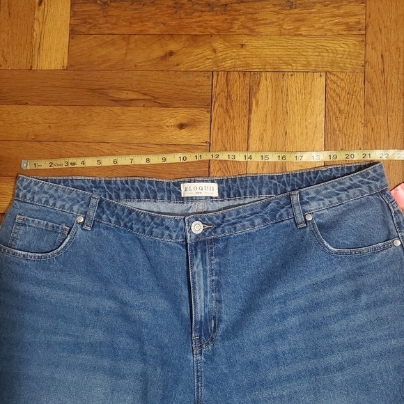 Eloquii Wide Leg Crop Jeans High Waist Med Blue Wash Plus Size 20 Distressed - Picture 7 of 8